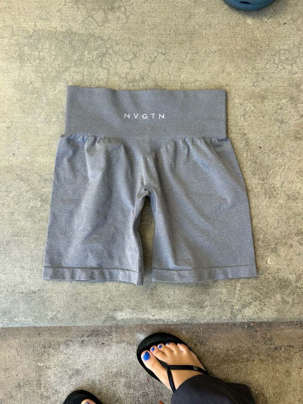NVGTN Seamless Contour Biker Shorts in Gray